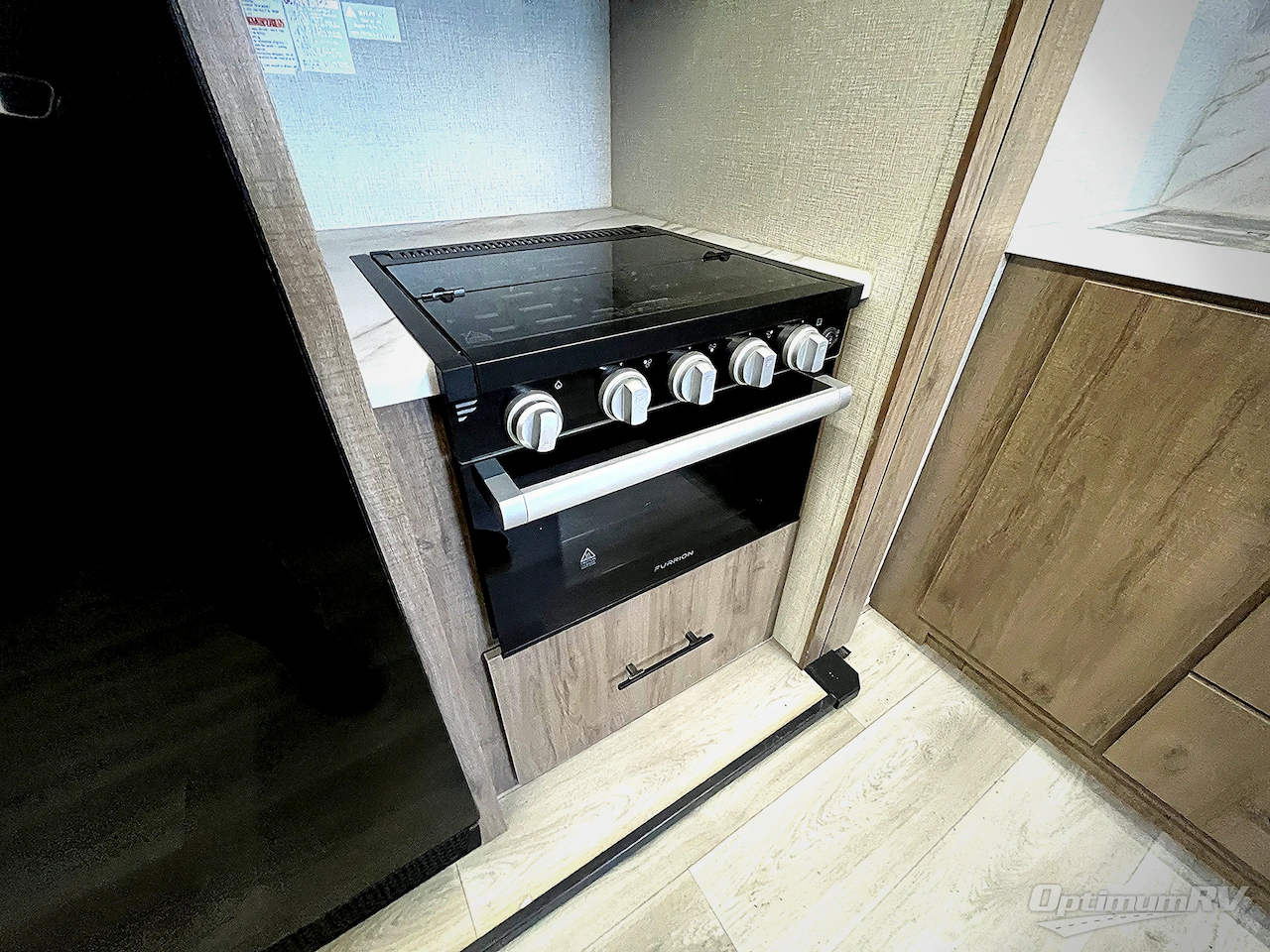 2024 Grand Design Imagine 2920BS Photo 13