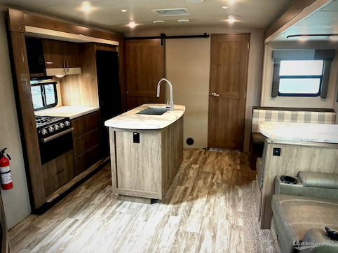 2022 Grand Design Imagine 3250BH RV Photo 3