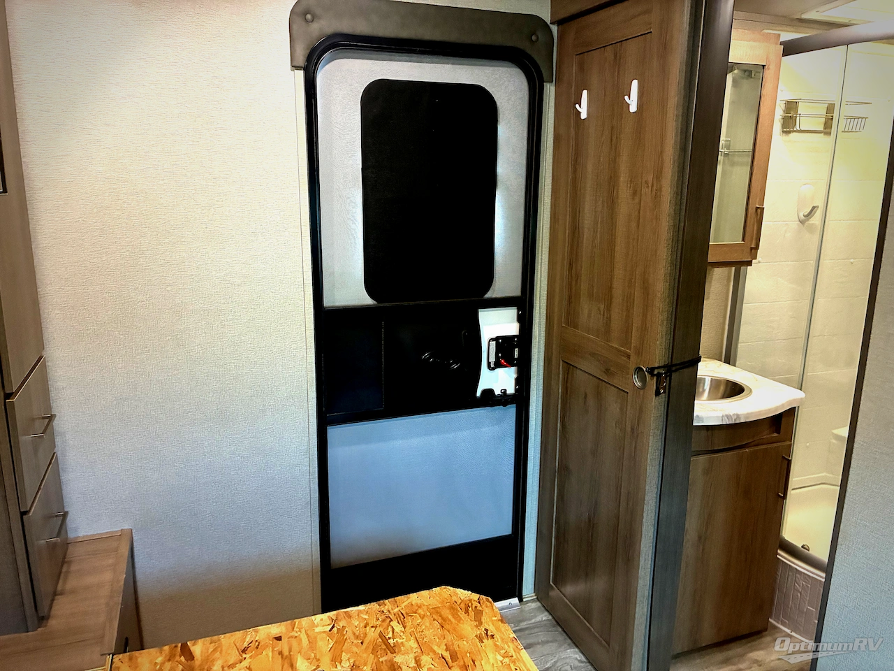 2022 Grand Design Imagine 3250BH Photo 18