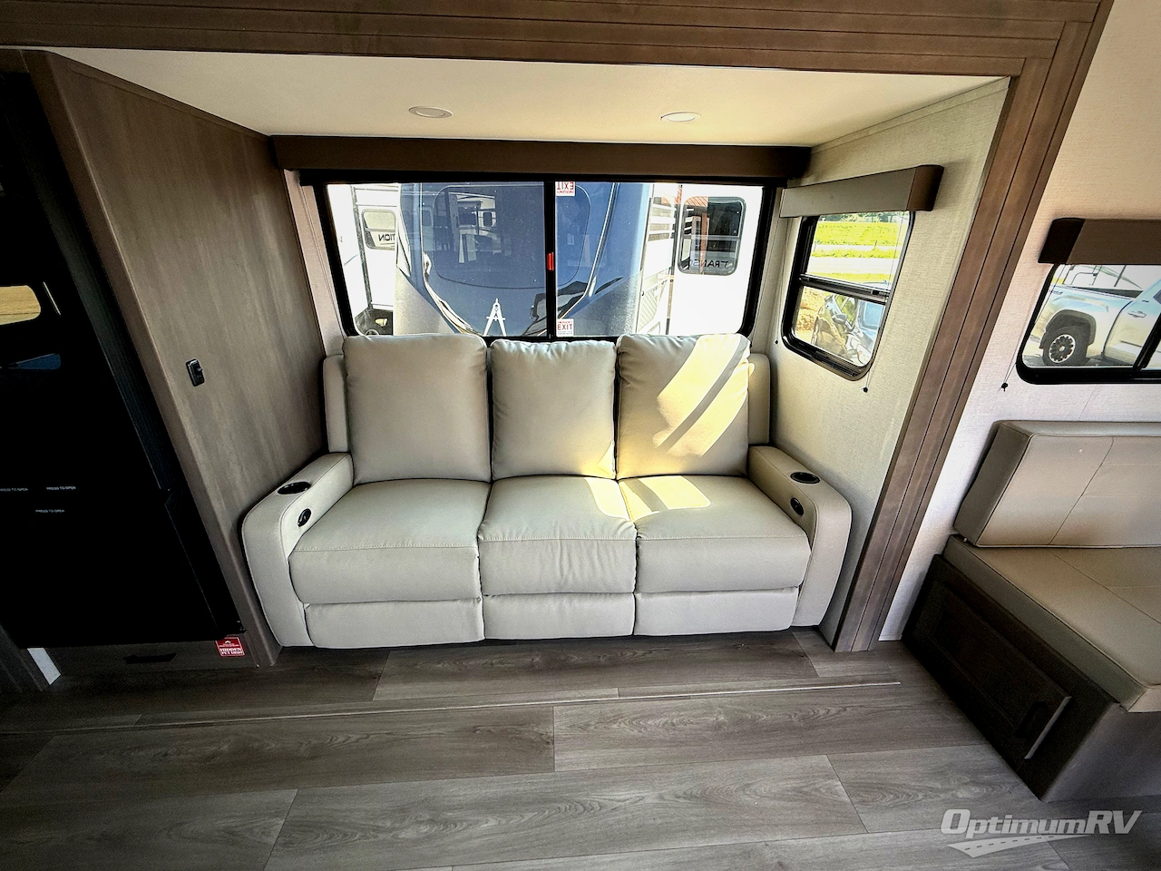 2026 Grand Design Transcend 315RKT Photo 6
