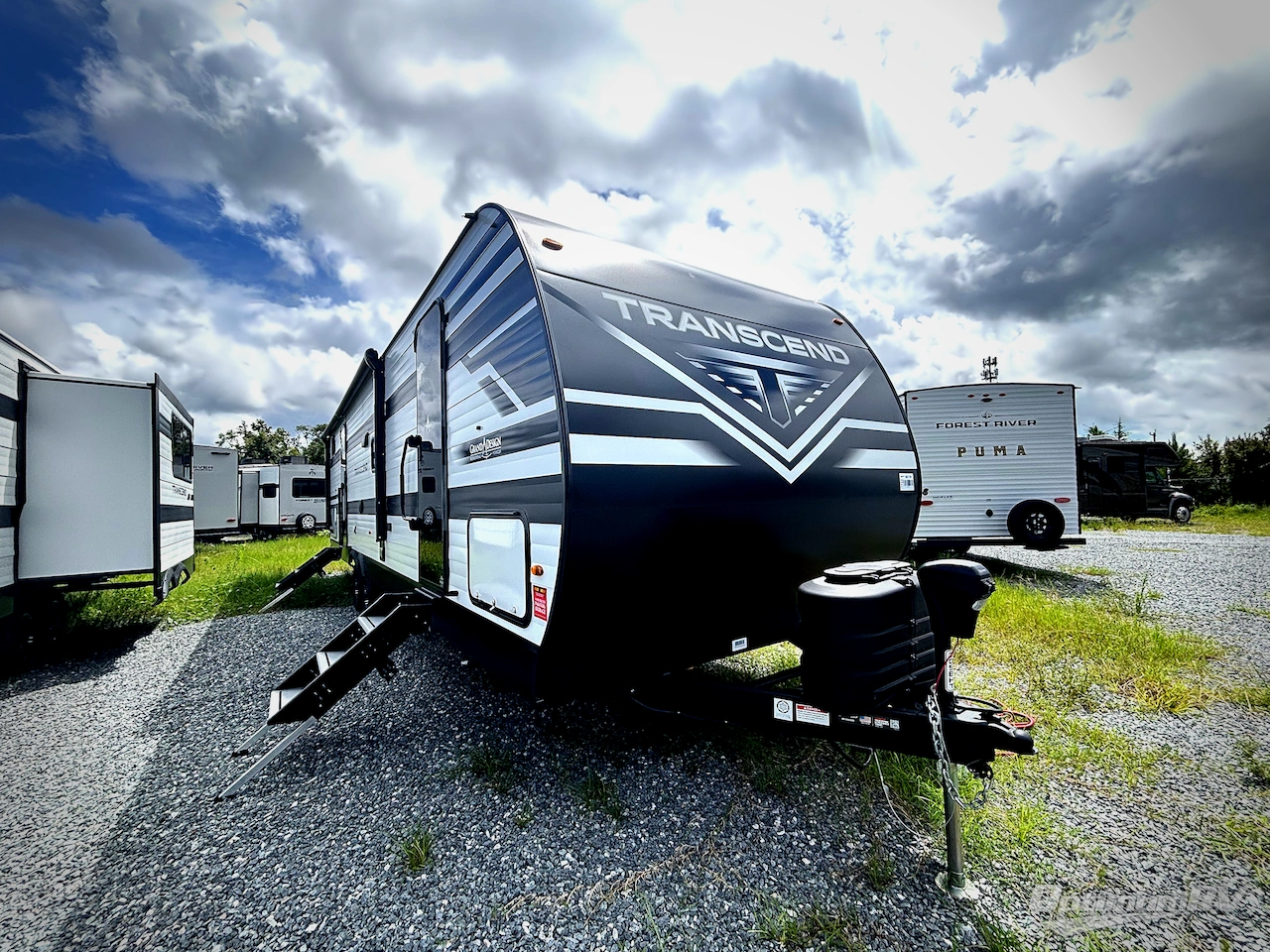 2026 Grand Design Transcend 305BHT Photo 2