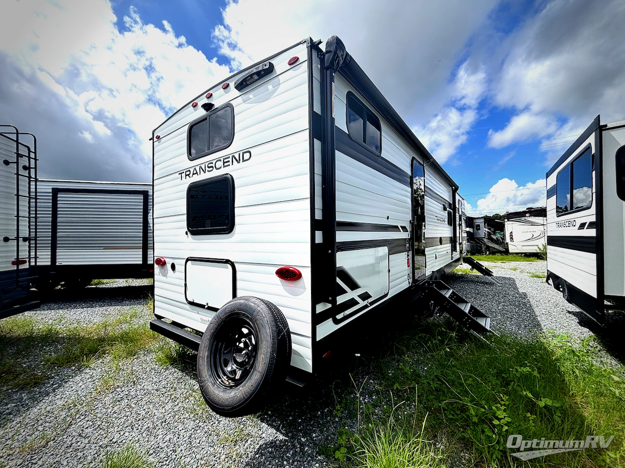 2026 Grand Design Transcend 305BHT Photo 3