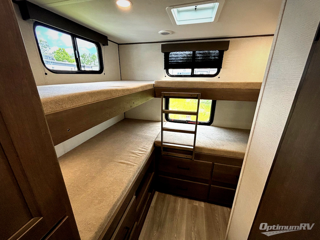 2026 Grand Design Transcend 305BHT Photo 8