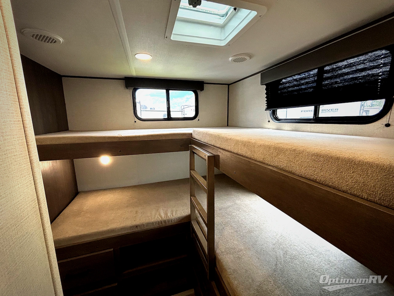 2026 Grand Design Transcend 305BHT Photo 24