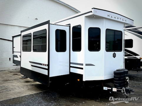 New 2026 CrossRoads Hampton 37FL Featured Photo