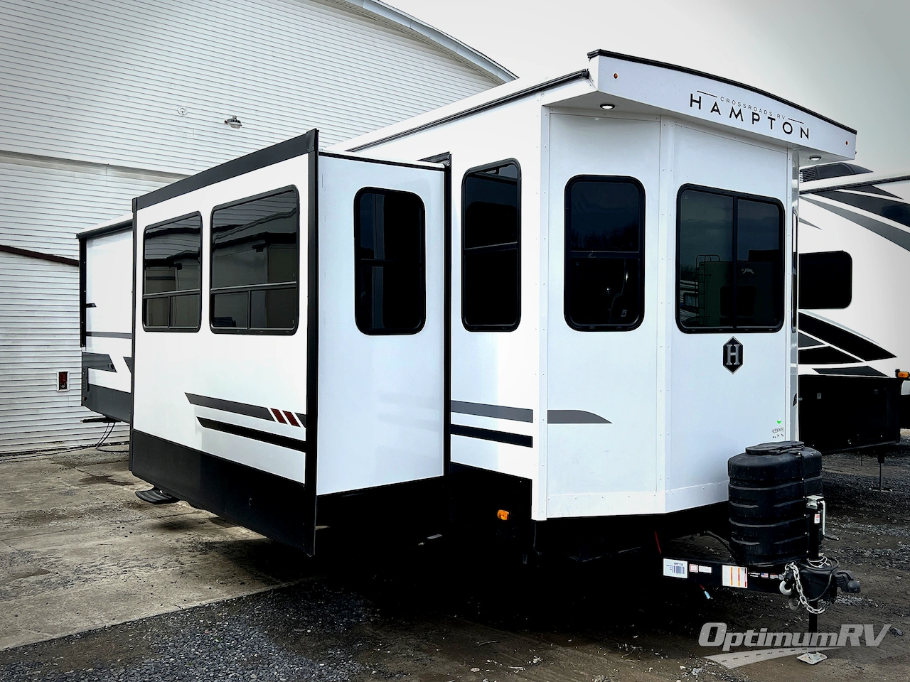 2026 CrossRoads Hampton 37FL Photo 1