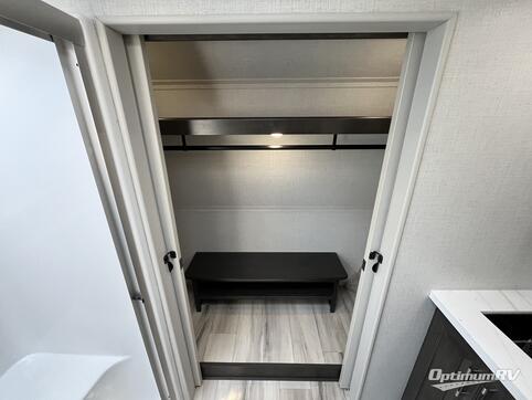 2025 Keystone alpine 3910RK RV Photo 4