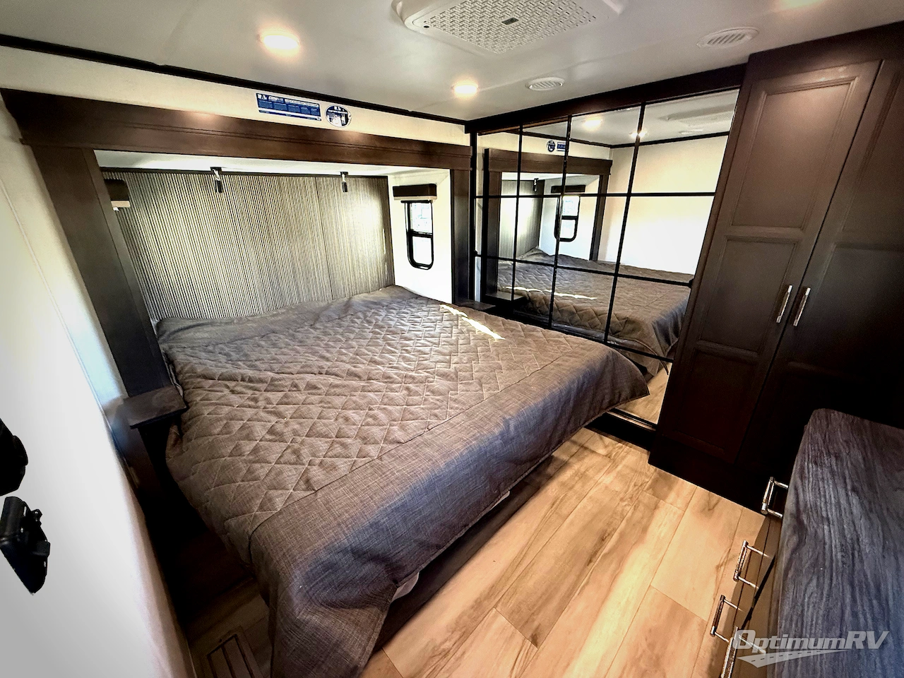 2026 Keystone Alpine Avalanche Edition 379MB Photo 19