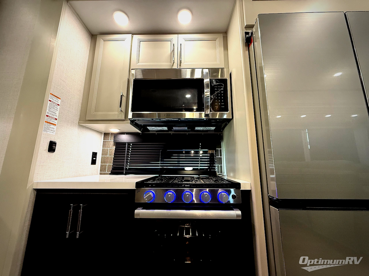 2026 Keystone Alpine Avalanche Edition 366LS Photo 16