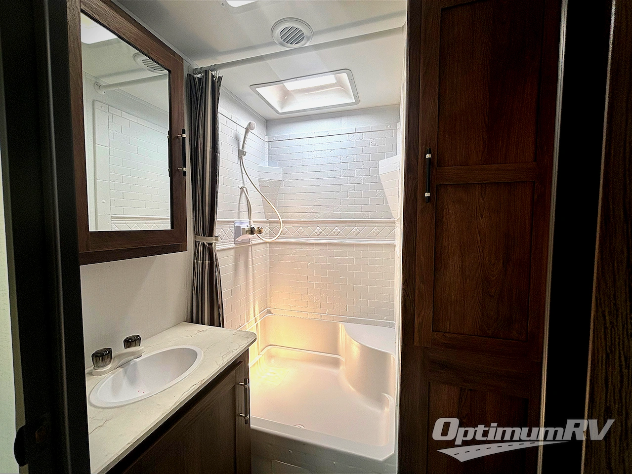 2026 Keystone Hideout 38DBD Photo 12