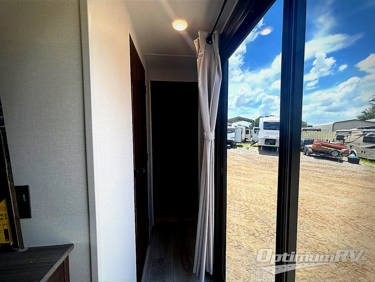 2026 Keystone Hideout 38DBD Photo 11