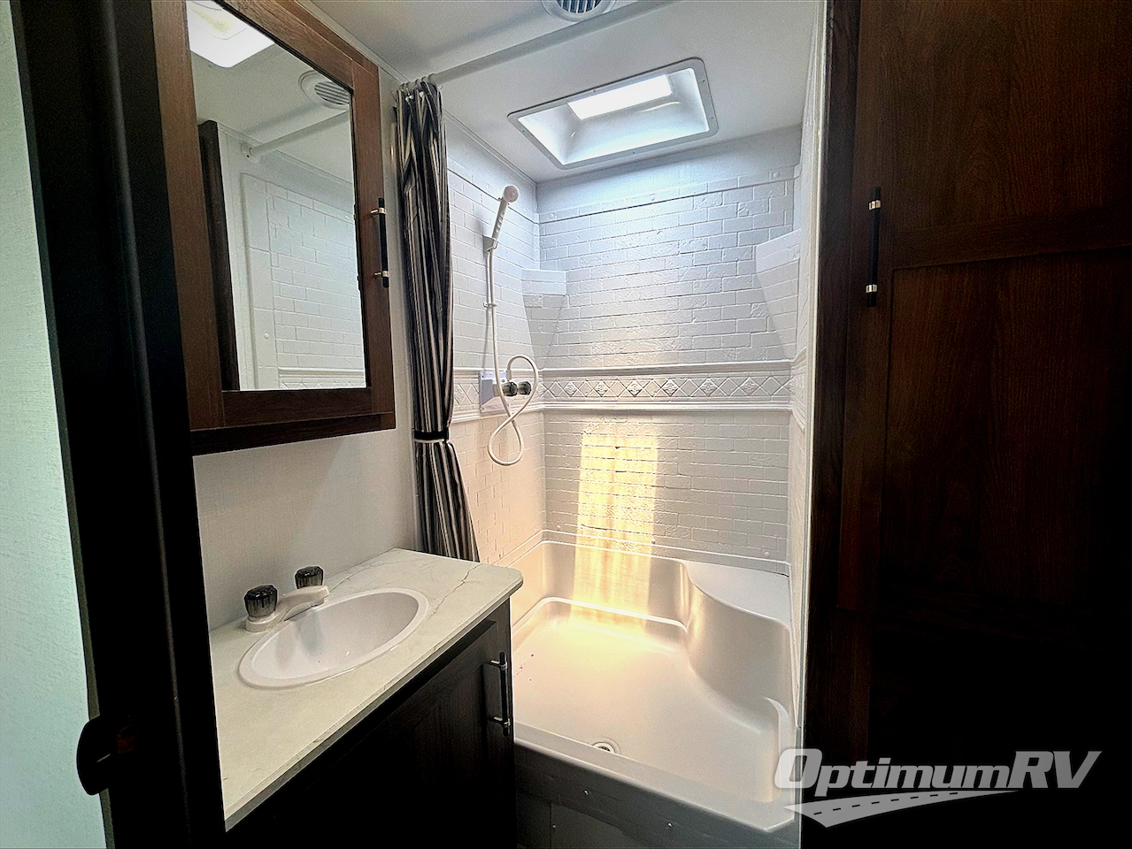 2026 Keystone Hideout 38DBD Photo 12