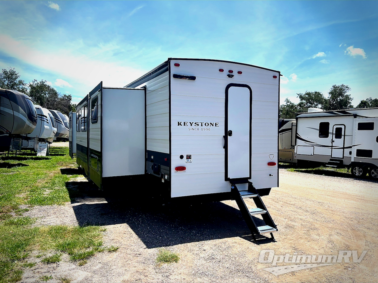 2026 Keystone Hideout 38DBD Photo 3
