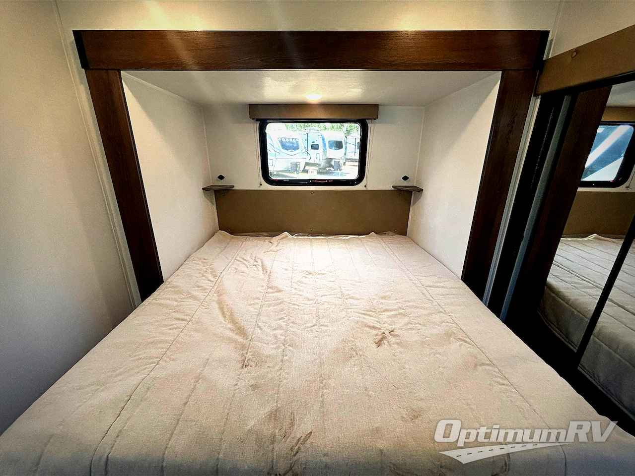 2026 Keystone Hideout 38DBD Photo 13