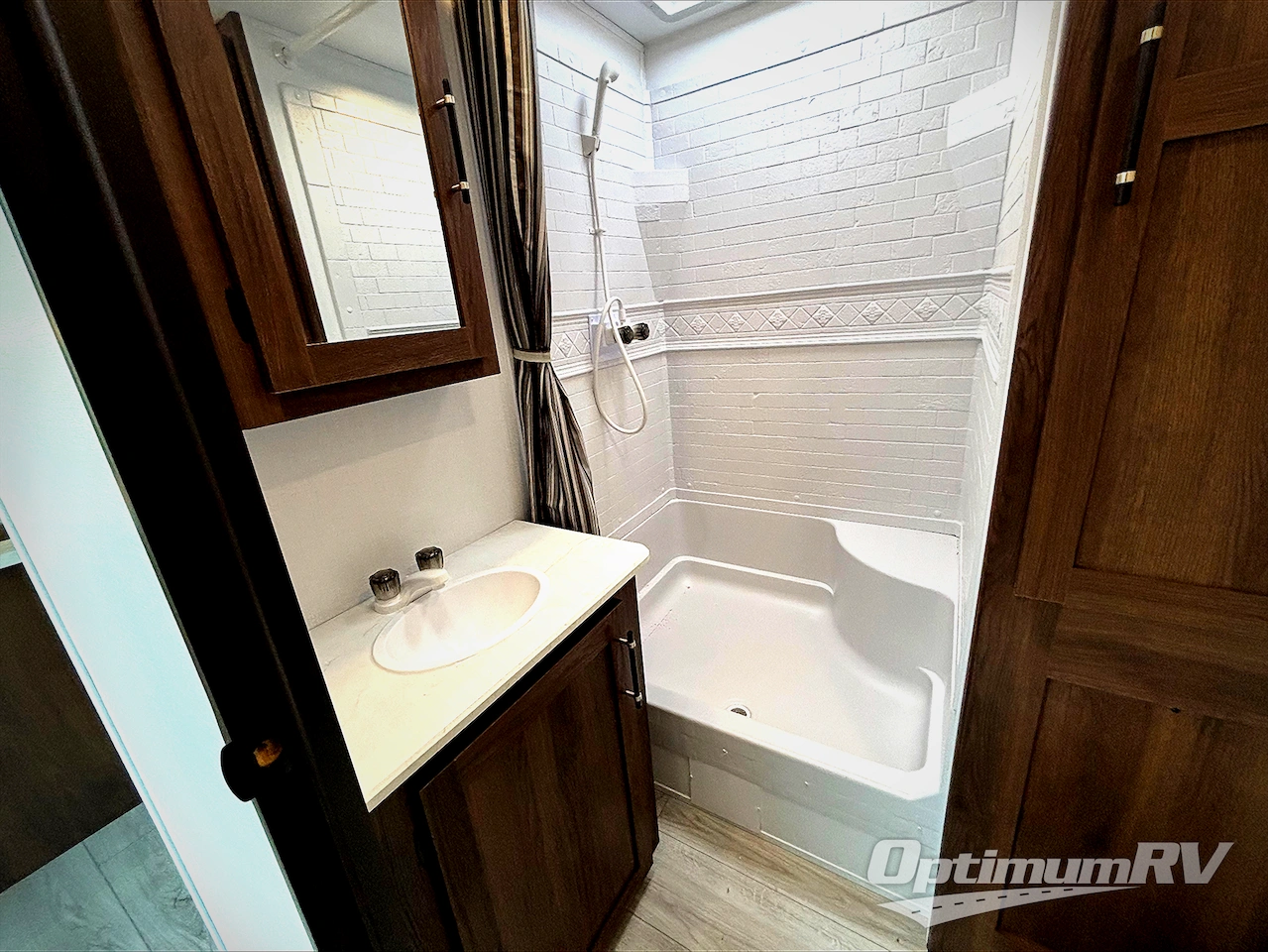 2026 Keystone Hideout 38BHT Photo 13