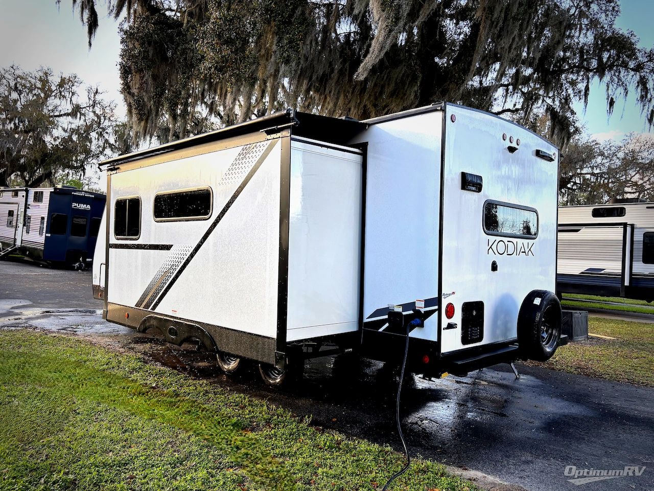 2025 Dutchmen Kodiak 241BHSL Photo 3