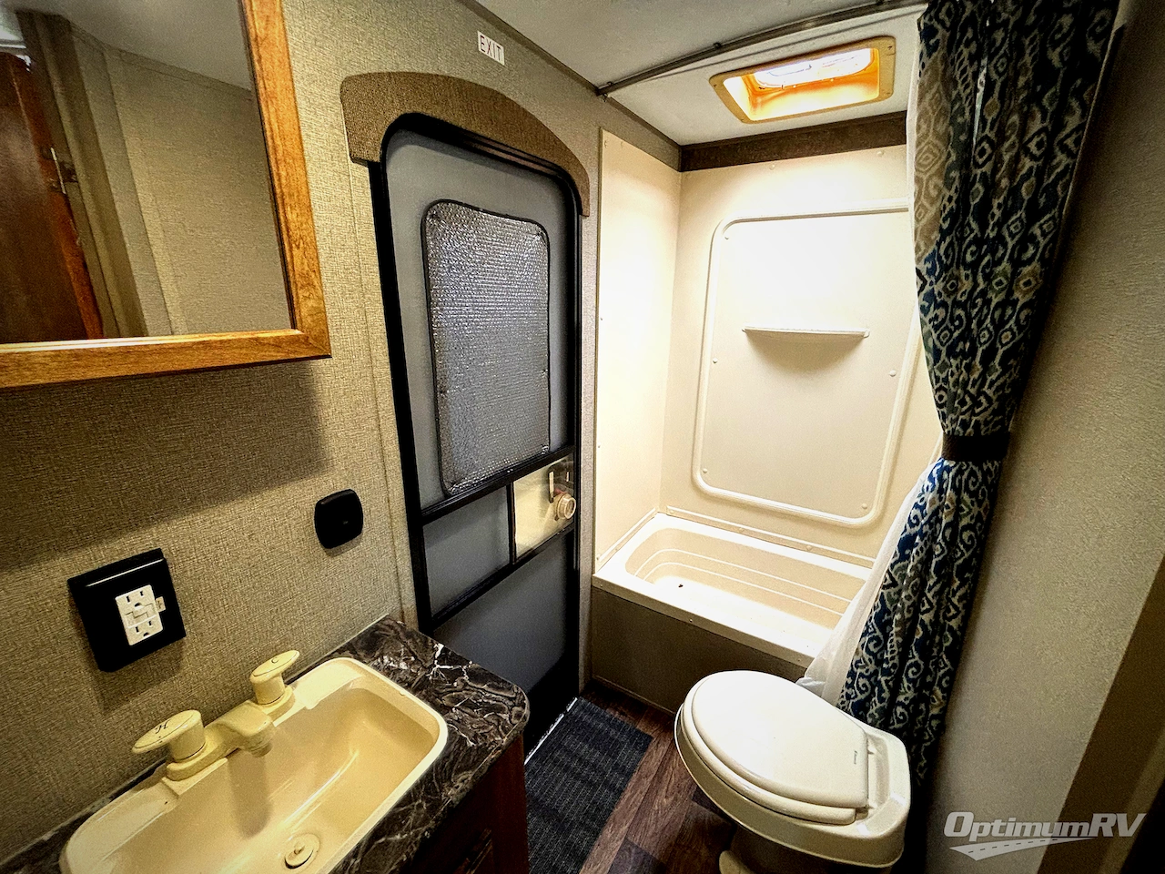 2017 Keystone Summerland 2820BH Photo 14