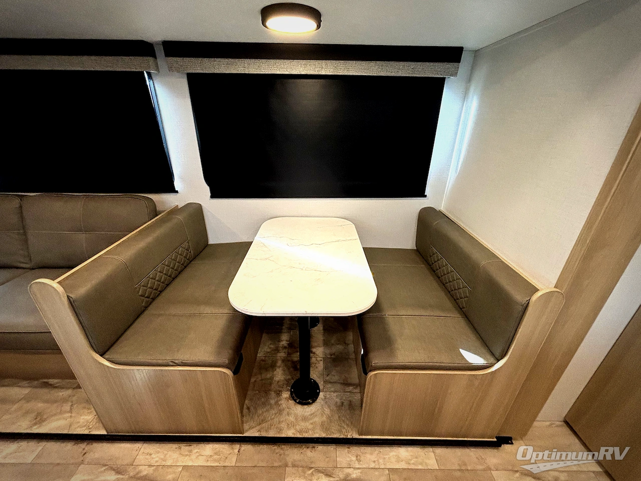 2025 Dutchmen Kodiak 270BHSL Photo 9