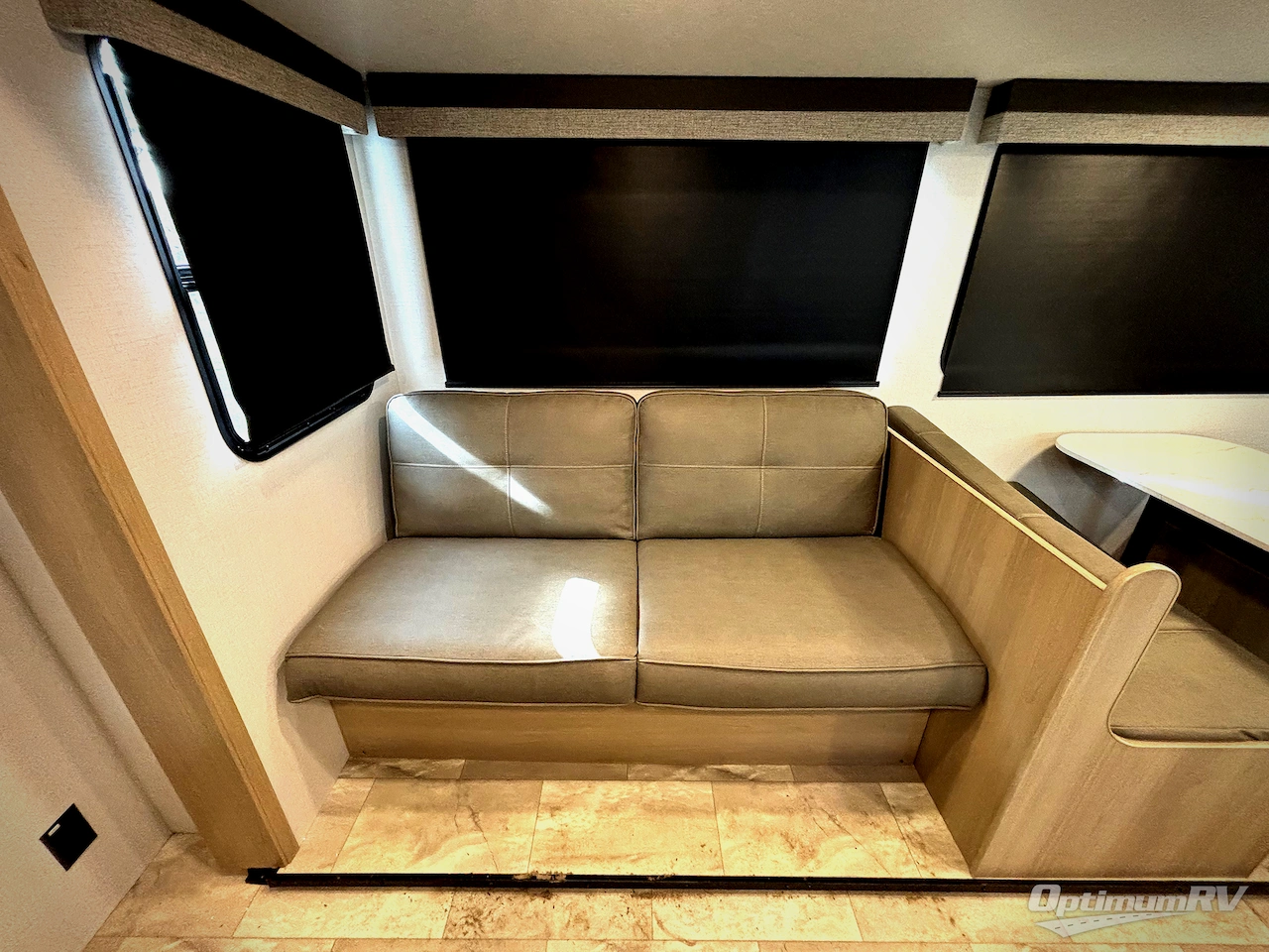 2025 Dutchmen Kodiak 270BHSL Photo 10