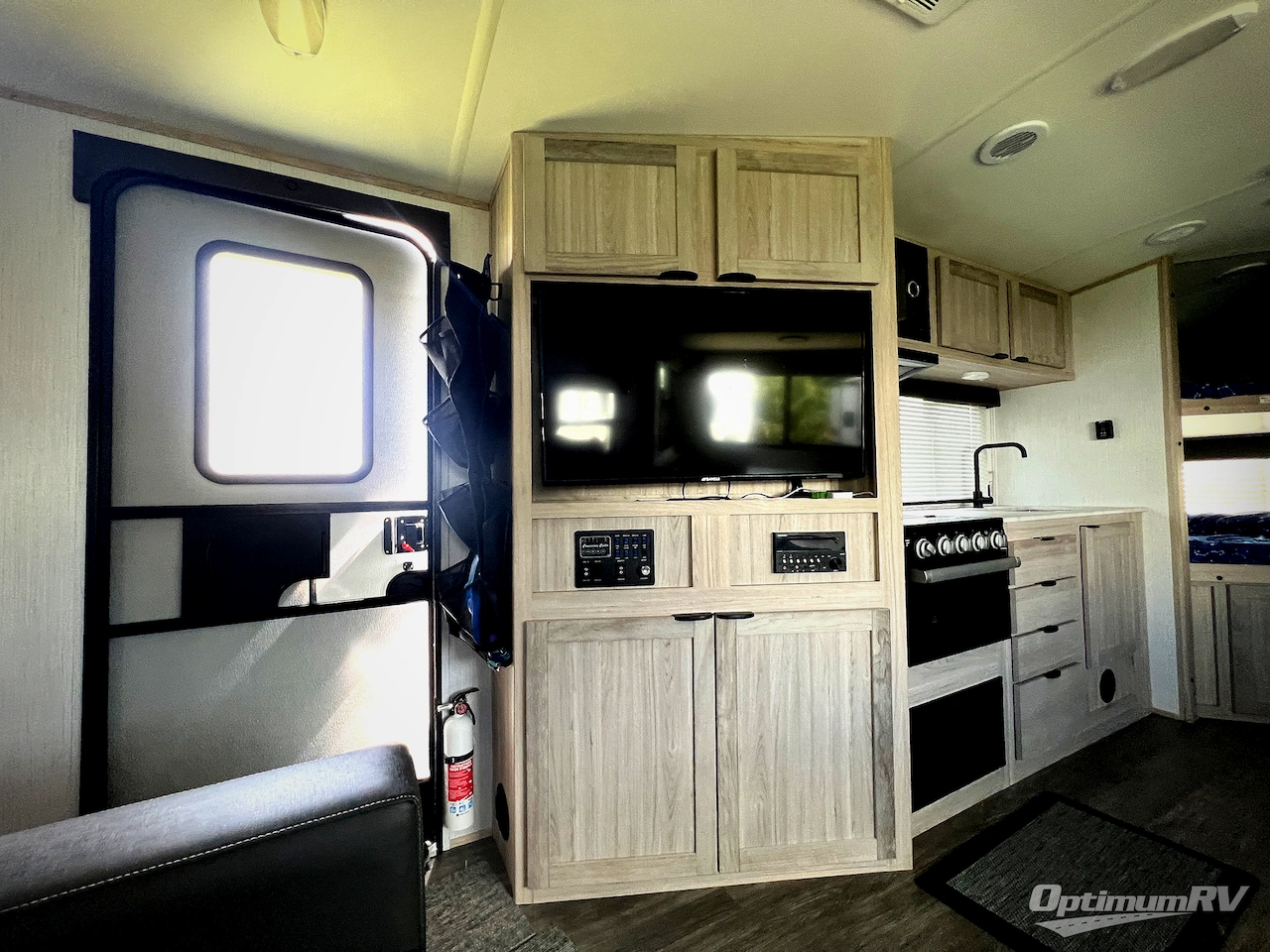 2022 Cruiser Shadow Cruiser 259BHS Photo 8