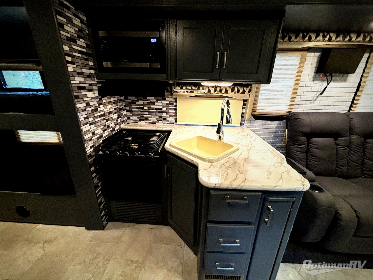 2016 Thor ACE 30.2 Photo 12