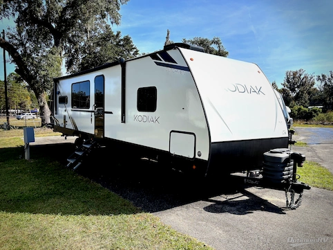 New 2025 Dutchmen Kodiak 308BHSL Featured Photo