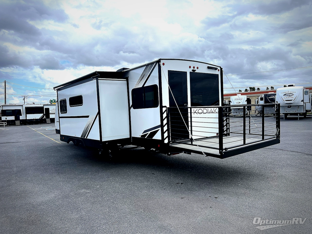 2025 Dutchmen Kodiak Ultra-Lite 308BHSL Photo 3