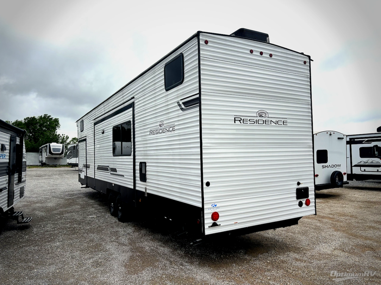 2025 Keystone Residence 40CLDL Photo 3