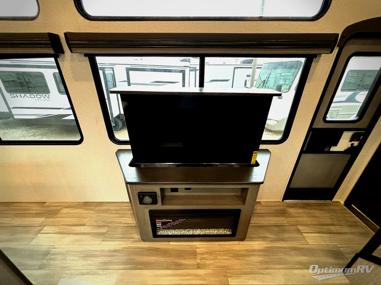 2025 Keystone Residence 40CLDL Photo 7