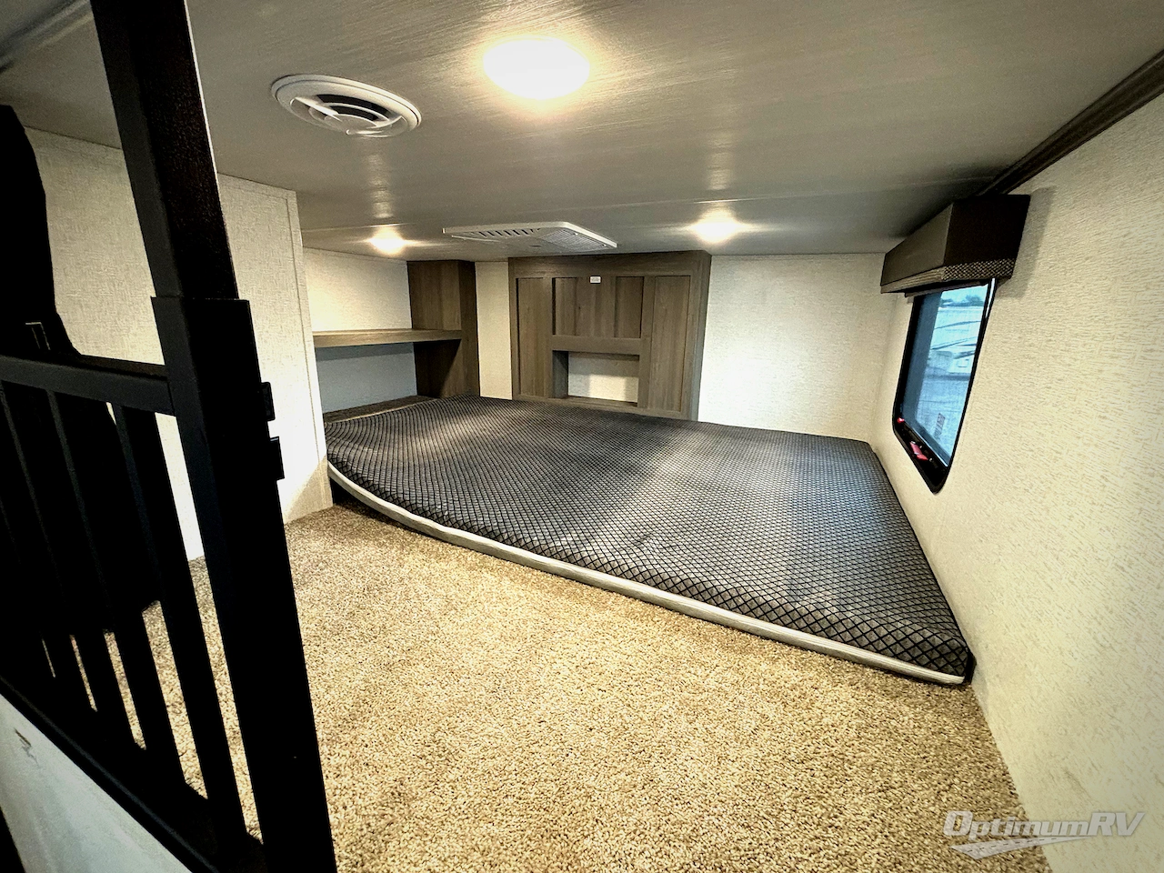 2025 Keystone Residence 40CLDL Photo 15