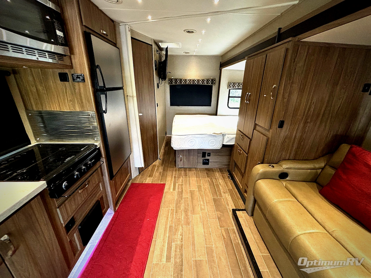 2019 Dynamax isata 3 24FW Photo 4