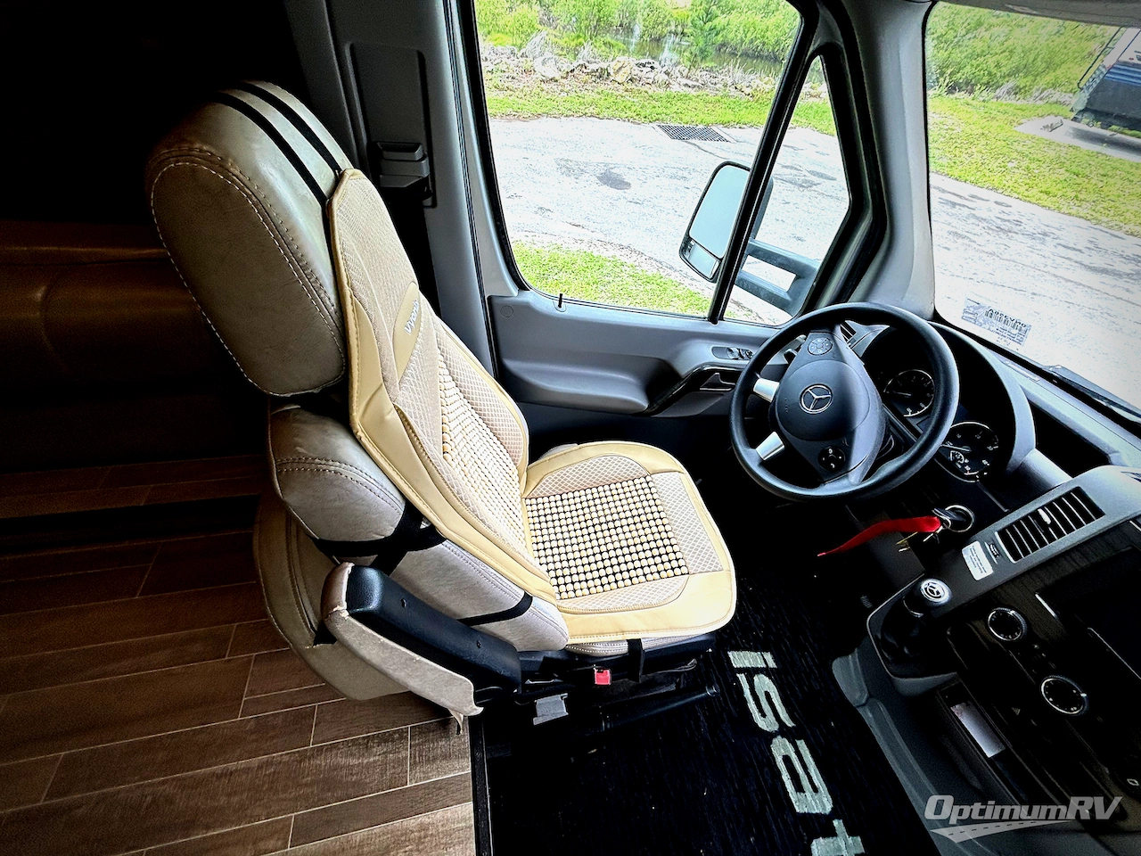 2019 Dynamax isata 3 24FW Photo 7