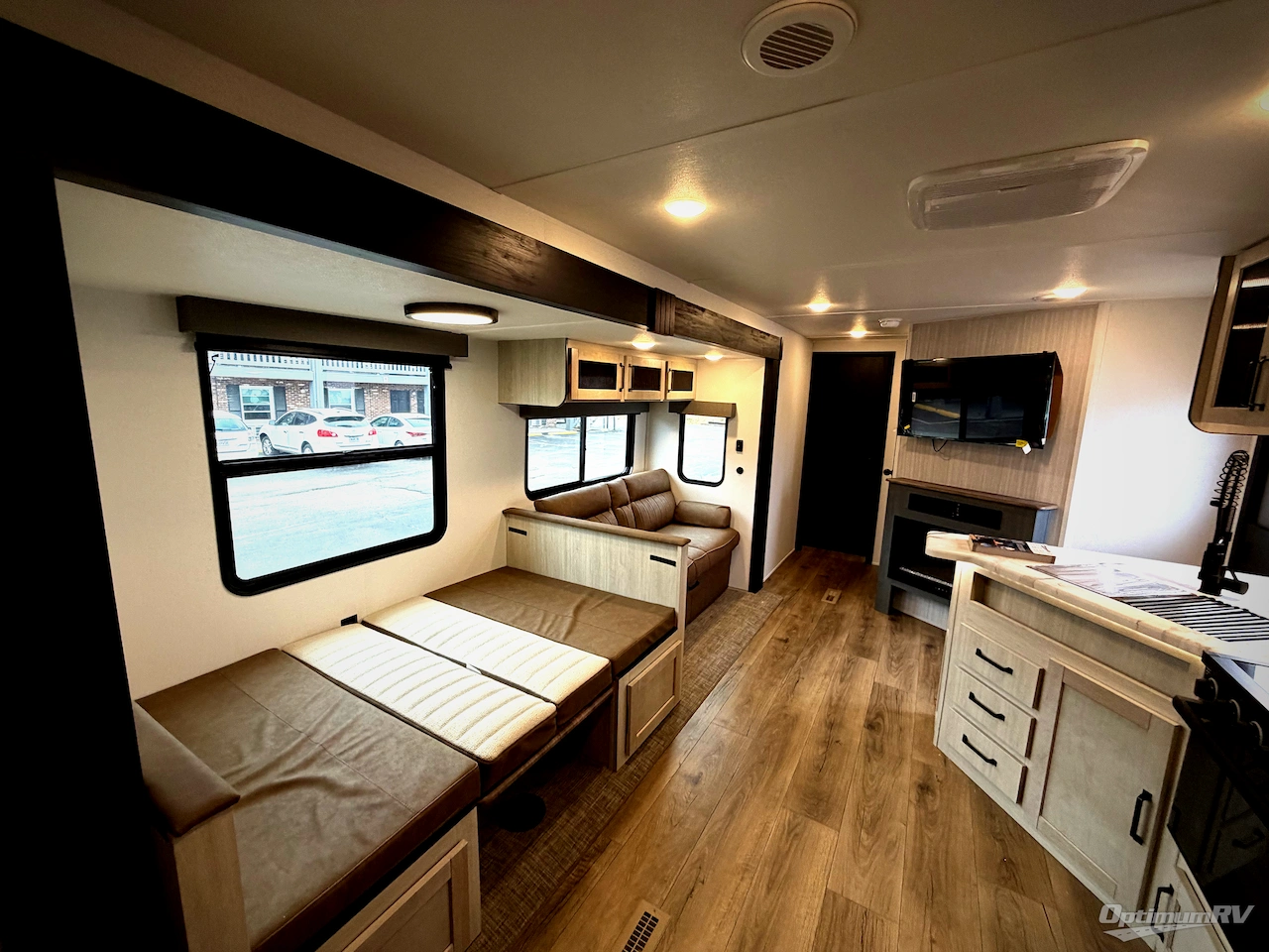 2027 Forest River Puma 32BHQS Photo 6