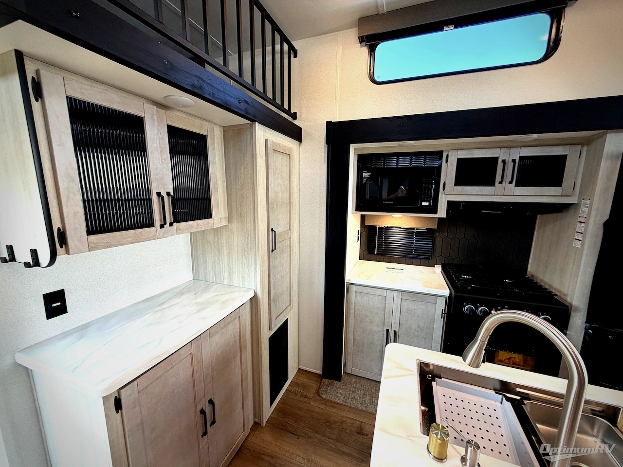 2027 Forest River Puma Vista 402LFT Photo 7