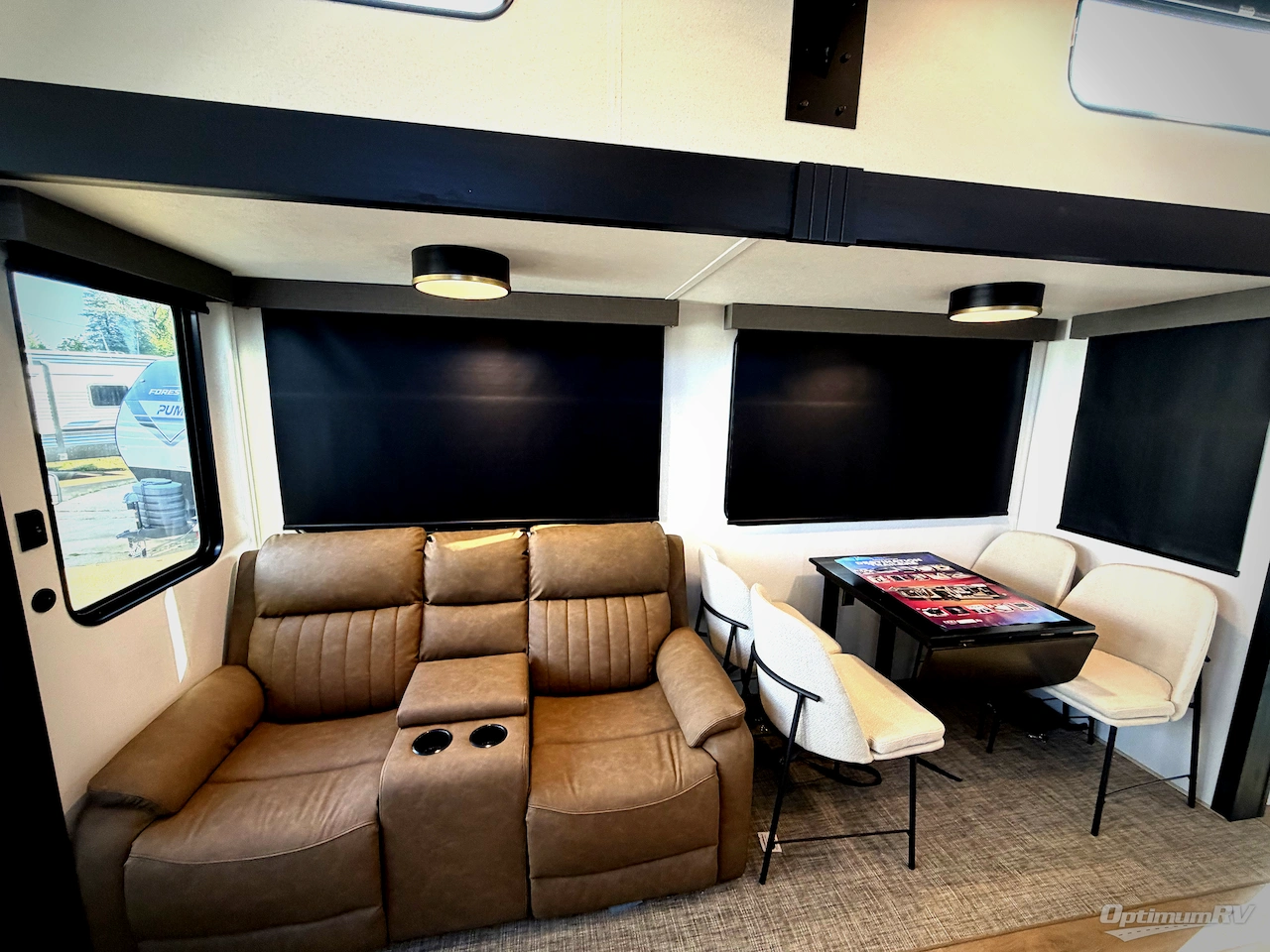 2027 Forest River Puma Vista 402LFT Photo 12