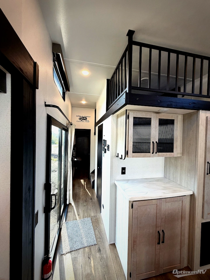 2027 Forest River Puma Vista 402LFT Photo 13