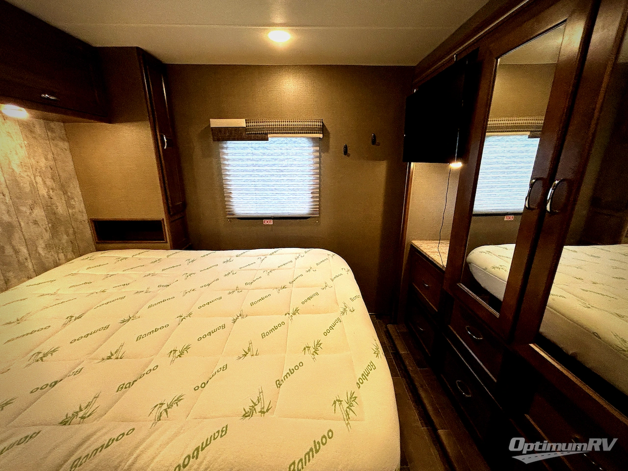 2019 Winnebago Intent 31P Photo 20