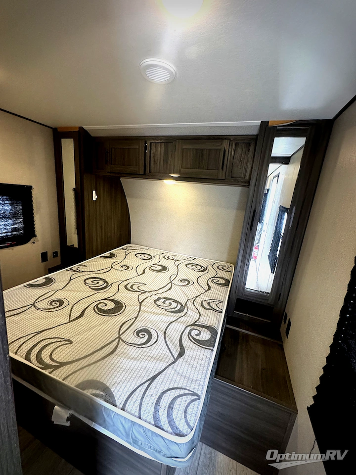 2022 Shasta Shasta 26BH Photo 11