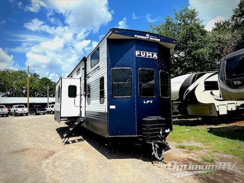 New 2025 Palomino Puma Destination 420LFT Featured Photo