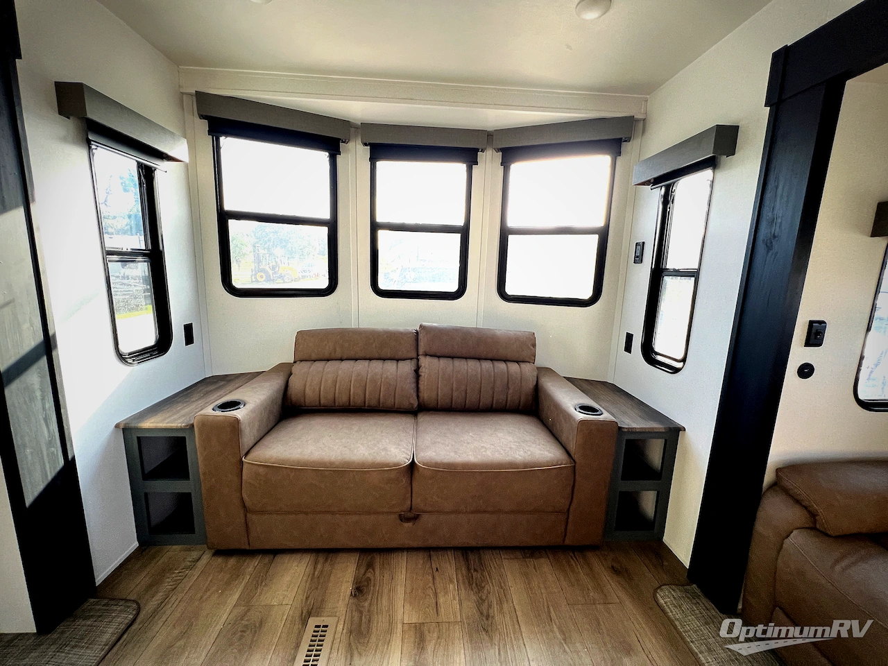 2026 Forest River Puma Vista 37PFL Photo 8