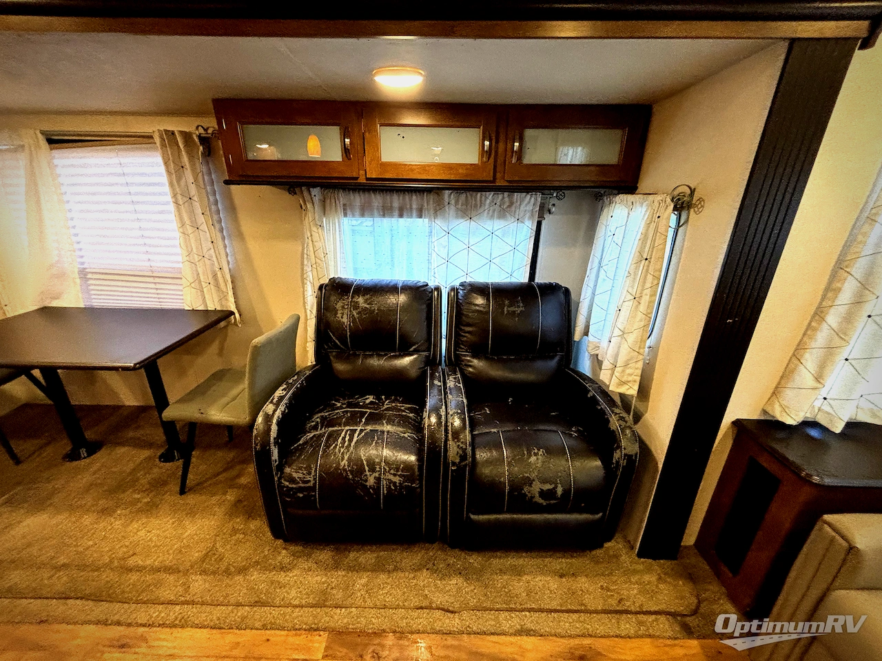 2017 Forest River Wildwood 27REI Photo 12