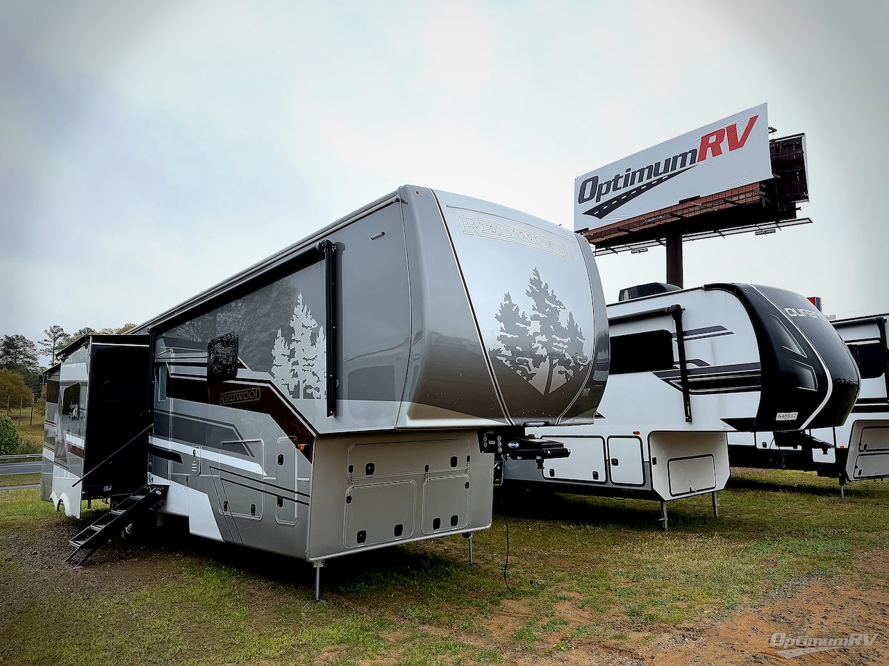 2025 Redwood Redwood 401LK Photo 1