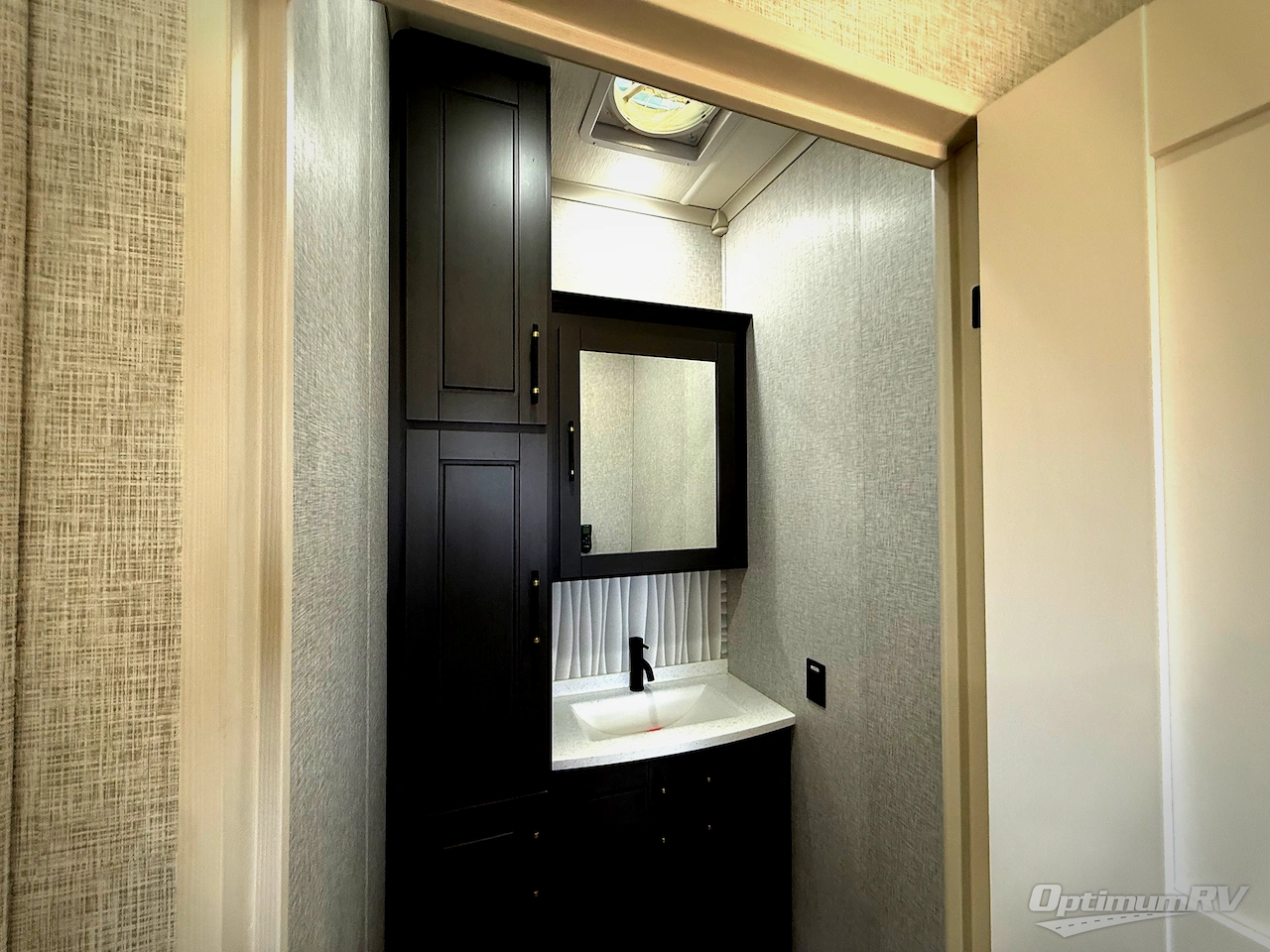 2025 Redwood Redwood 401LK Photo 19