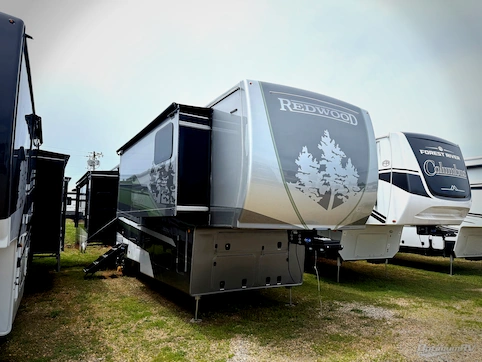 New 2025 Redwood RV Redwood 412GK Featured Photo