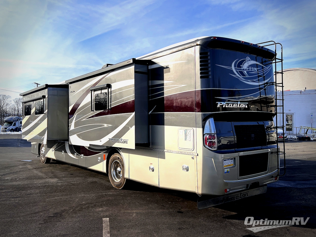 2019 Tiffin Phaeton 40 AH Photo 3