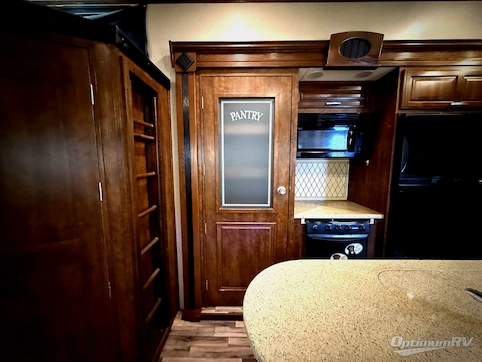 2014 Grand Design MOMENTUM 385TH RV Photo 2