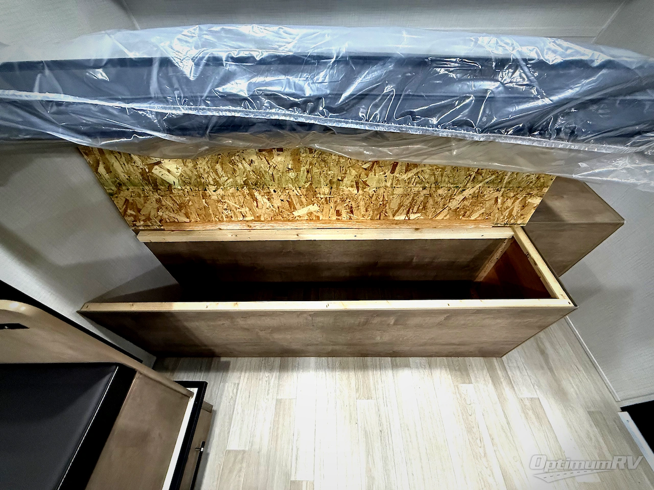 2026 Keystone Springdale Mini 1760BH Photo 7