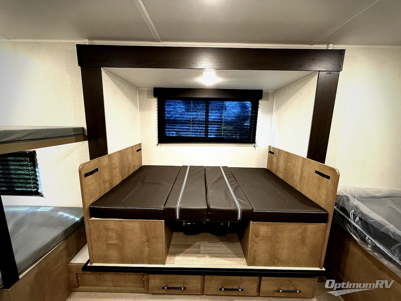 2026 Keystone Springdale Mini 1760BH Photo 8