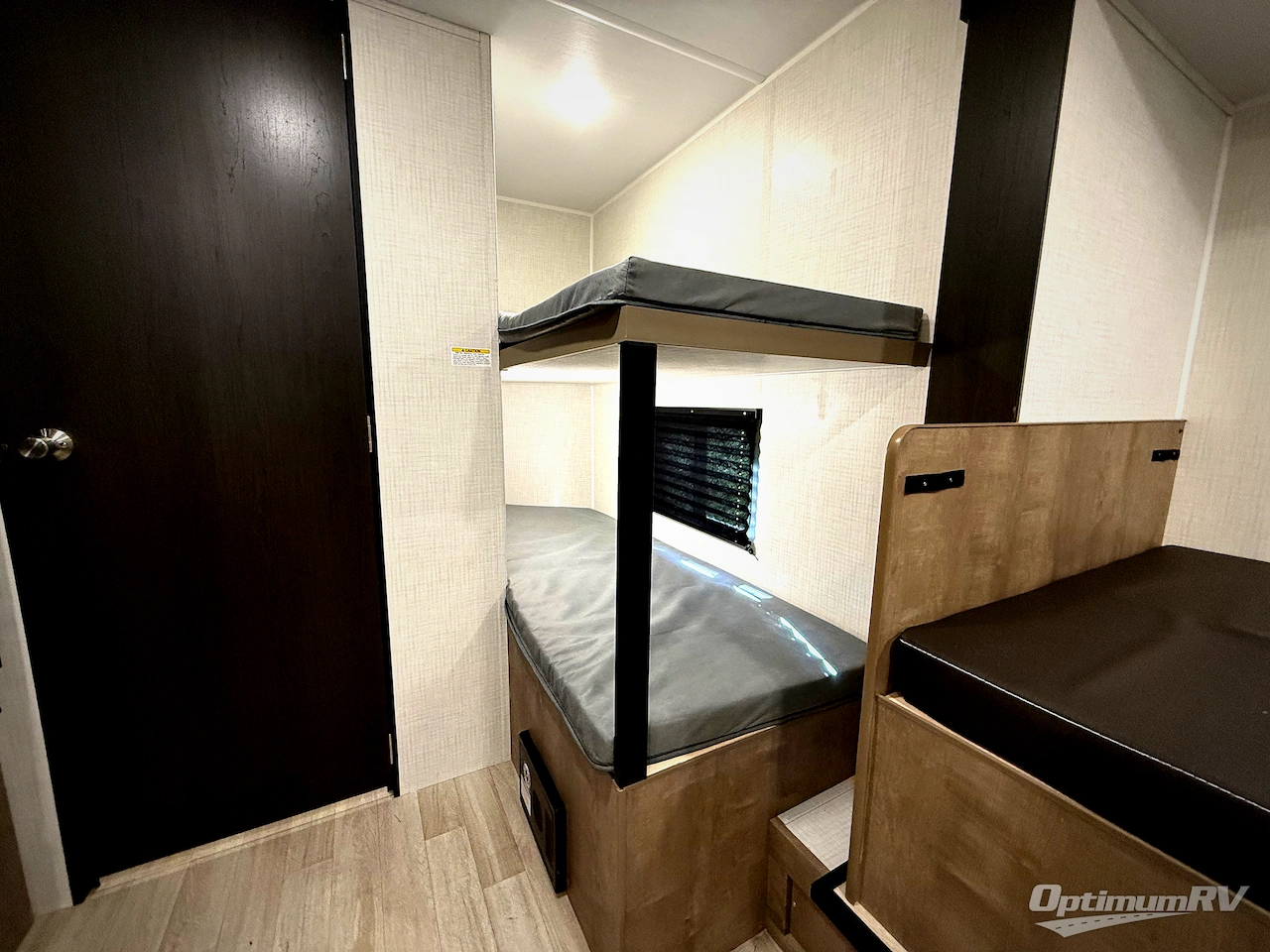 2026 Keystone Springdale Mini 1760BH Photo 12