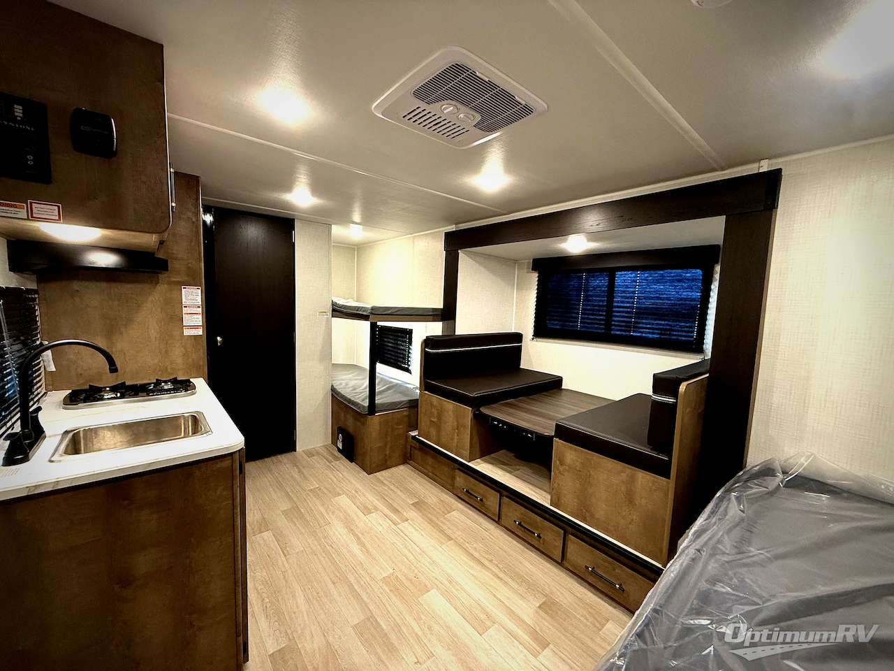 2026 Keystone Springdale Mini 1760BH Photo 4